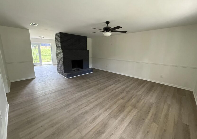 Building Photo - 119 Road 1252