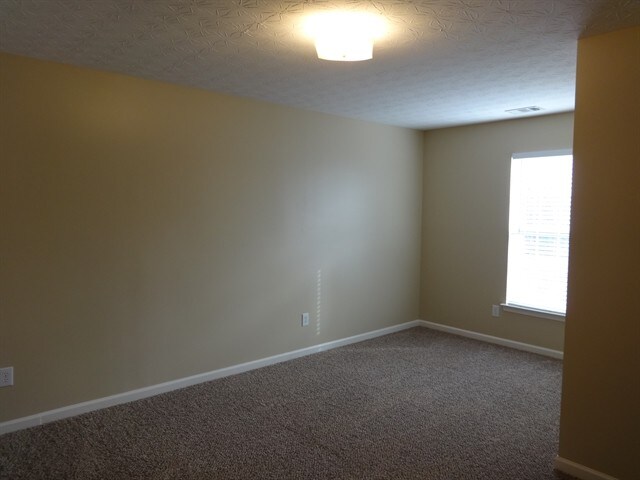 Building Photo - 518 Arrowhead Dr