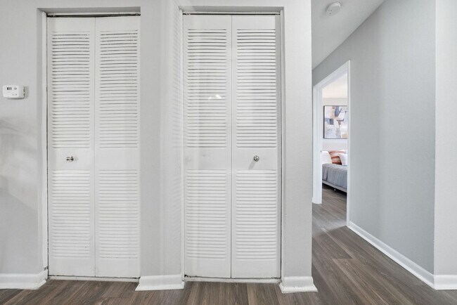 Building Photo - 8307 Royal Sand Cir