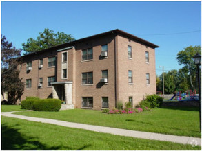 Building Photo - The Riv On The Greenway Apartments