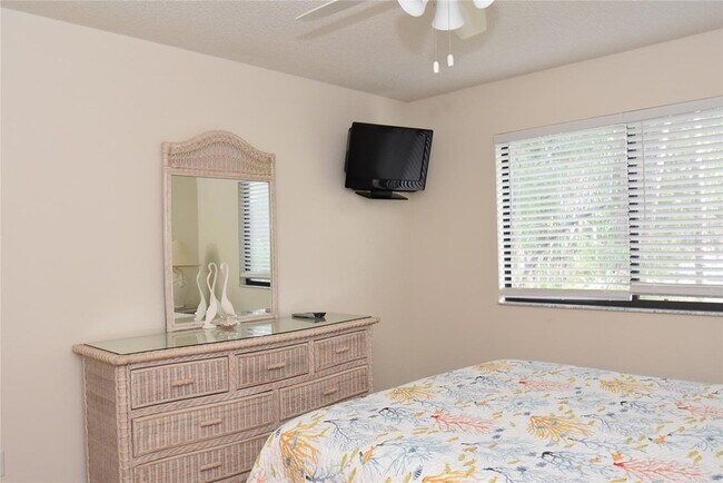 Building Photo - 1712 Glenhouse Dr