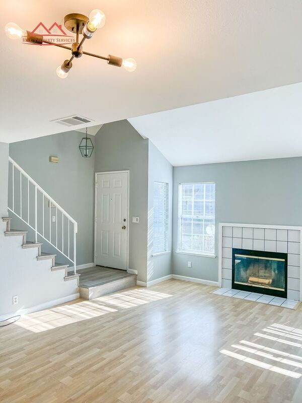 Building Photo - 931 Coventry Cir