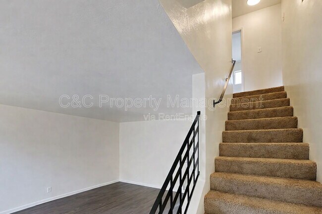 Building Photo - 22034 Arbor Ave