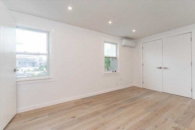 Building Photo - 1079 Stanton Ave