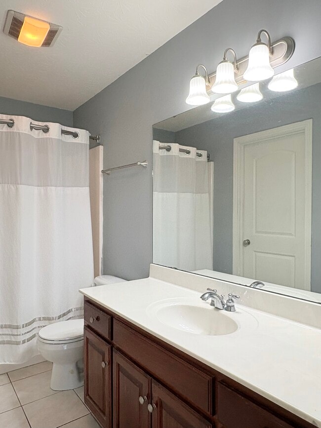 Building Photo - 567 Aries Ct