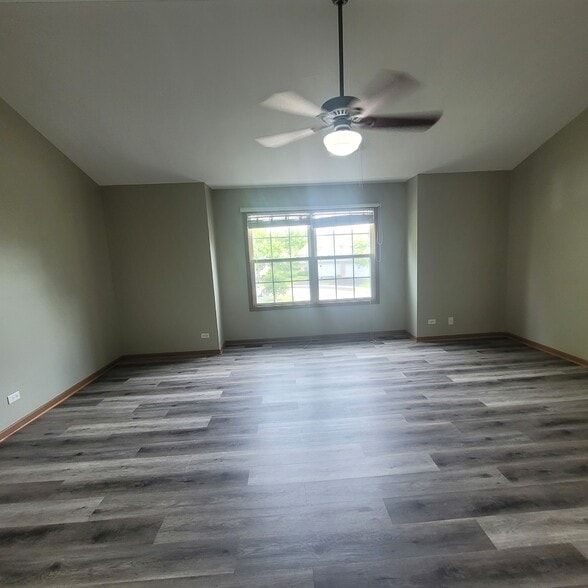 Building Photo - 156 Castlewood Ct
