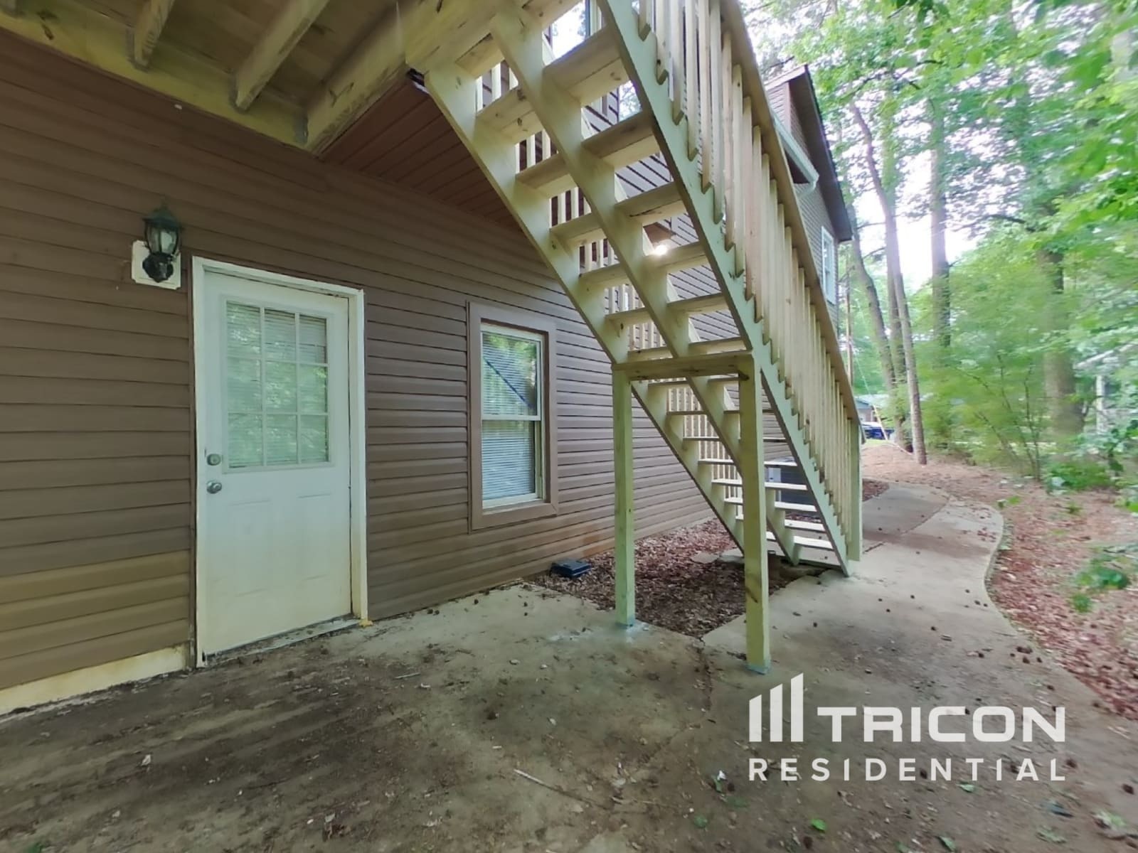 Building Photo - 6741 Crestbrook Ln