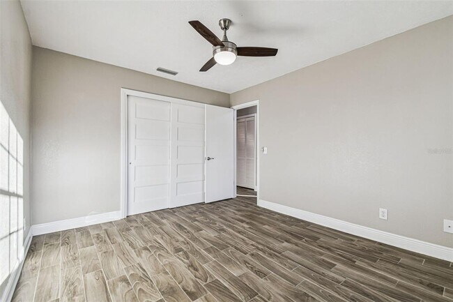 Building Photo - 13691 Orange Sunset Dr