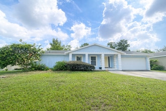 Building Photo - 3/2 Split Plan Pool Home in Indian Trails - Available 8/7