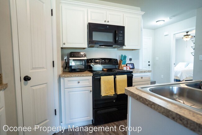 Building Photo - 4 br, 2 bath House - 142 Oconee Meadows Ways