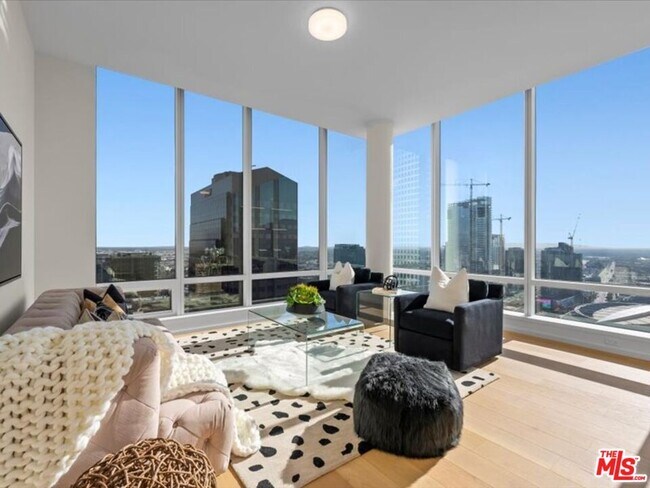 Building Photo - 877 Francisco St