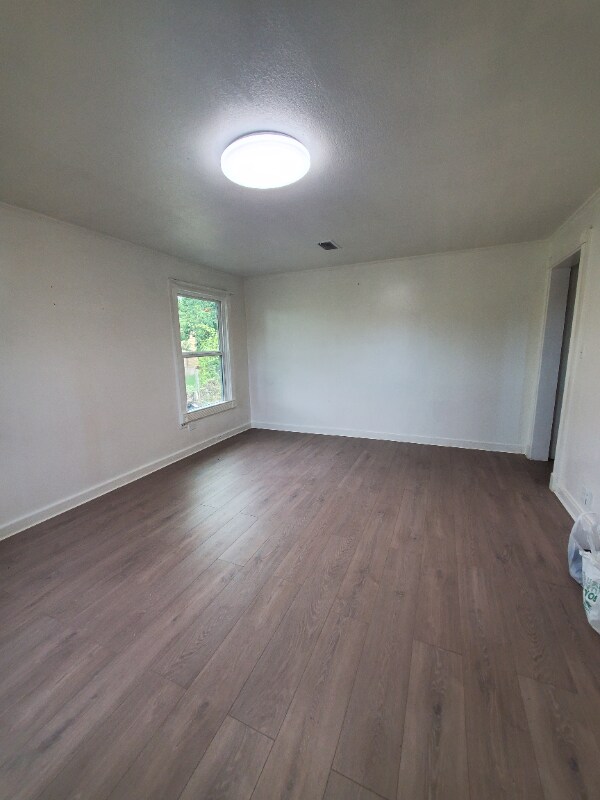 Building Photo - 440 TX-29