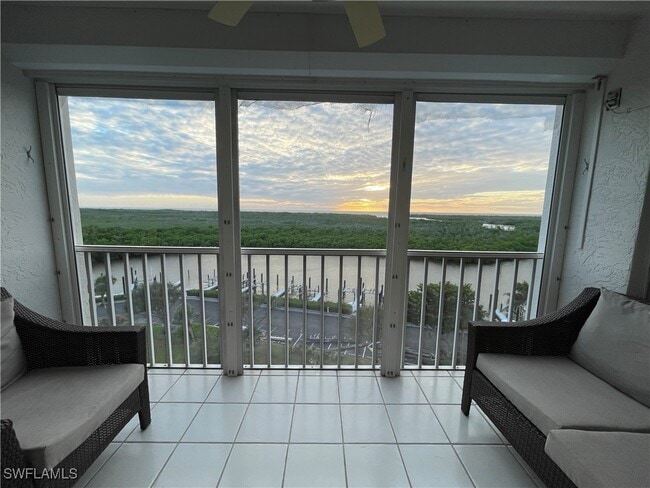 Building Photo - 13105 Vanderbilt Dr