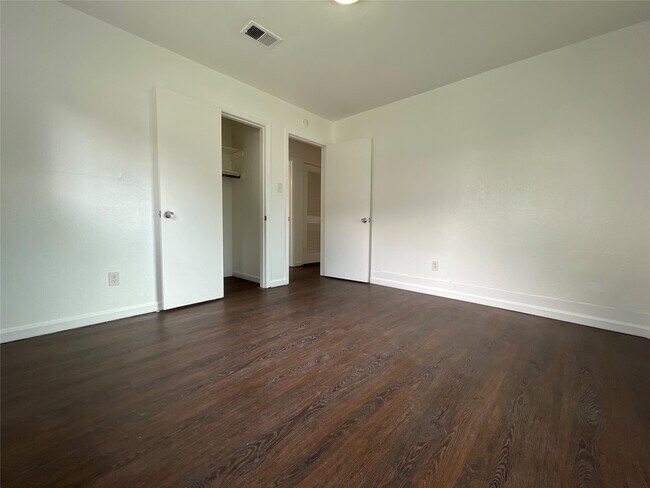 Building Photo - 4803 Geraldine St