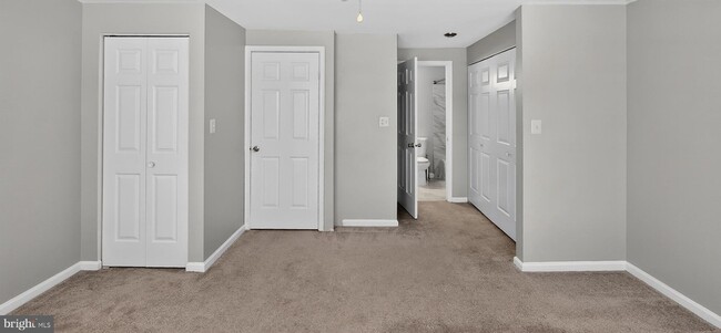 Building Photo - 3591 Laurel View Ct