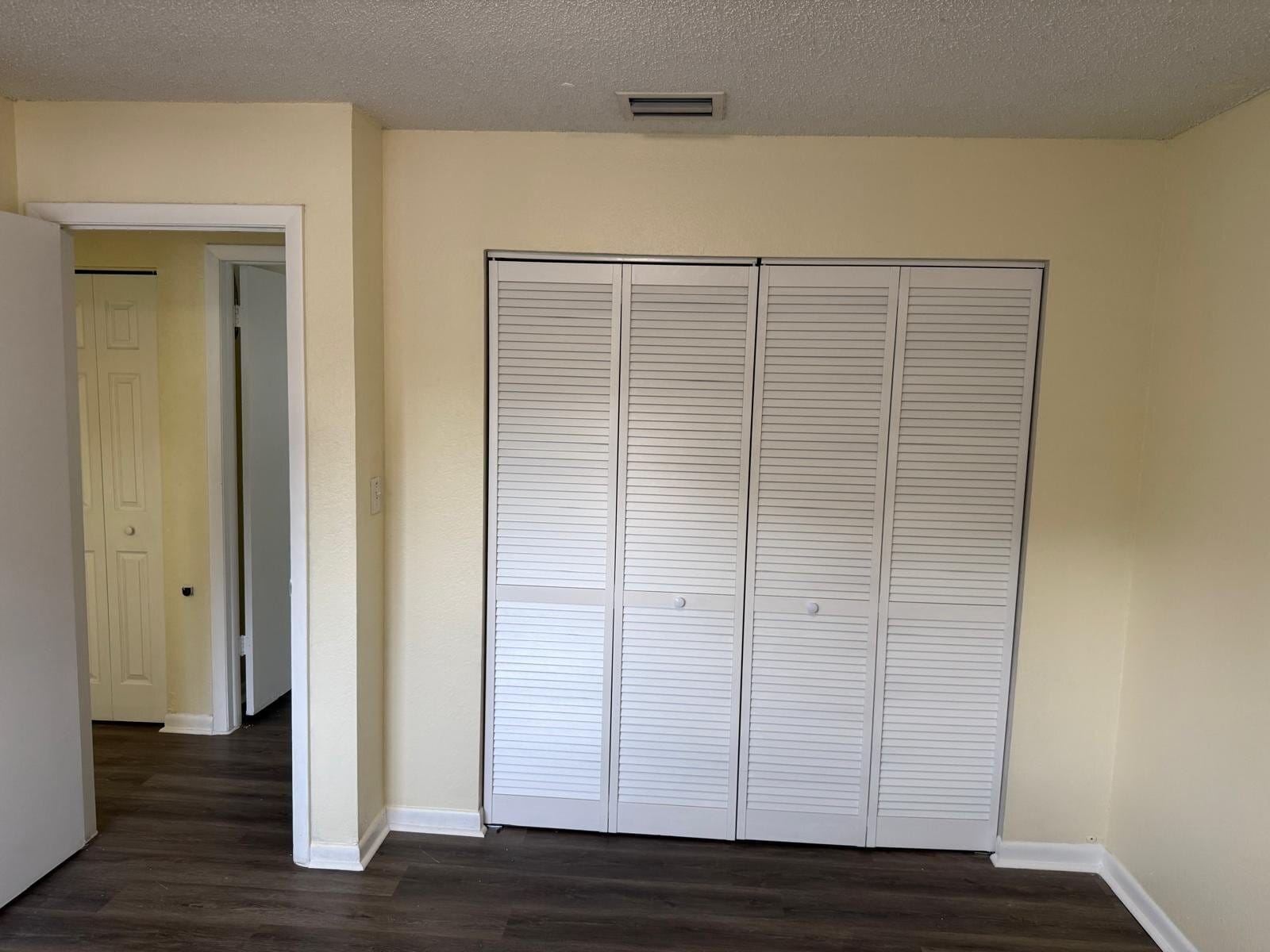 Building Photo - 8622 Cattail Dr