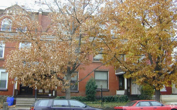 Primary Photo - 428-430 N 33rd St