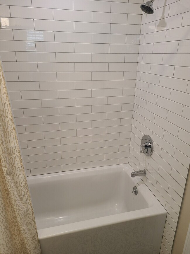 Building Photo - 22f Atlantic Ave