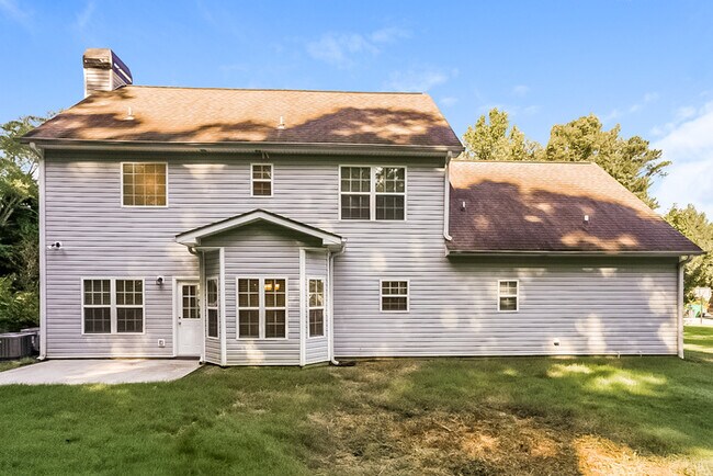 Building Photo - 900 Terrace Mill Dr