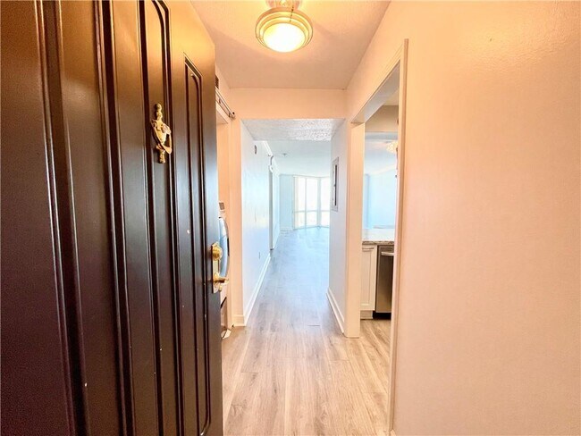 Building Photo - 2870 Pharr Ct S Northwest