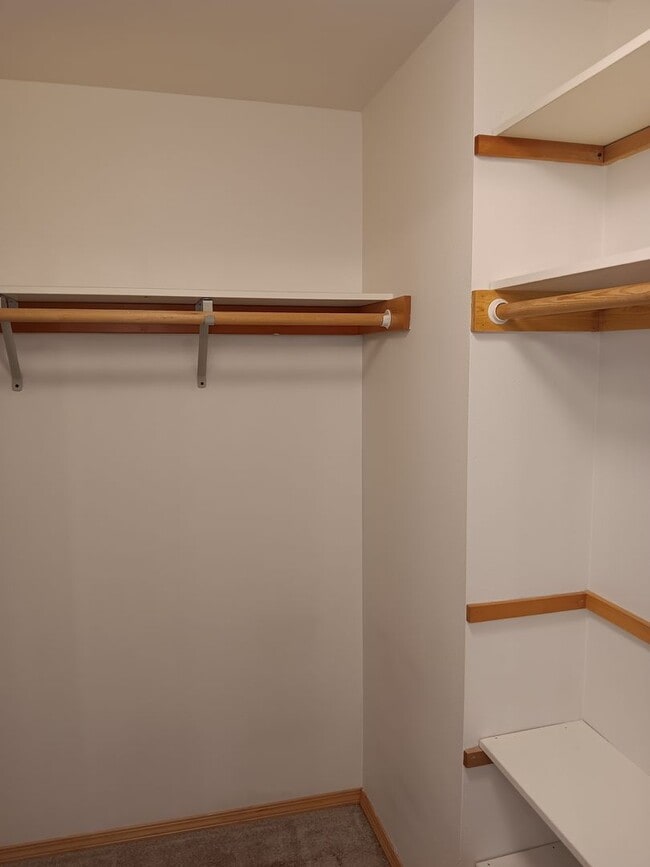 Building Photo - Charming Single-Level Home in Bend’s Mountain View Area