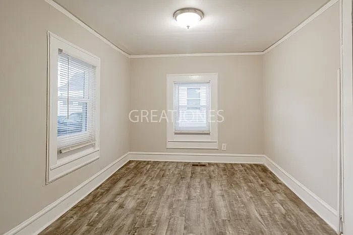 Building Photo - 204 Woodside Ave