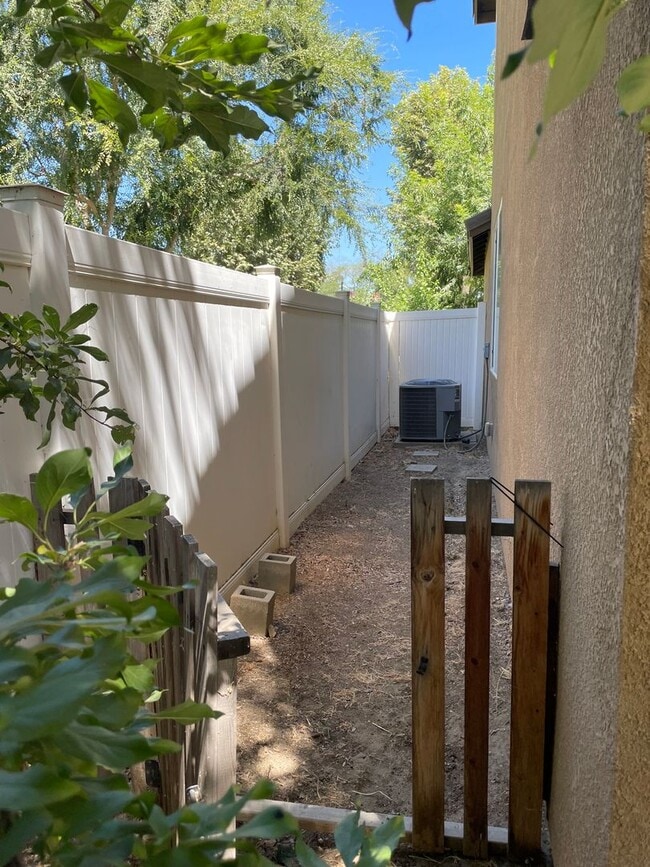 Building Photo - 8215 Prentice Hall Dr