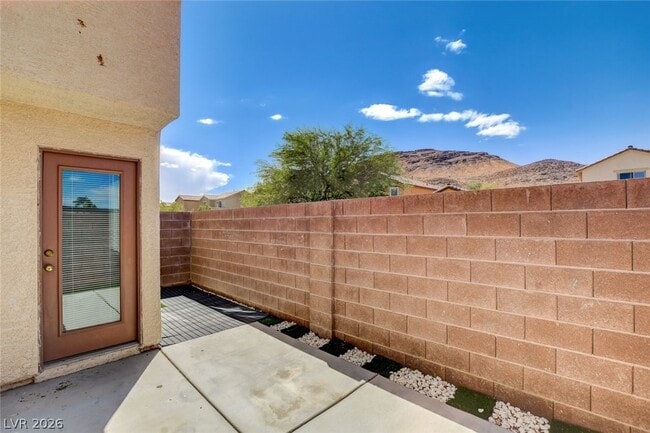 Building Photo - 7443 Ademar St