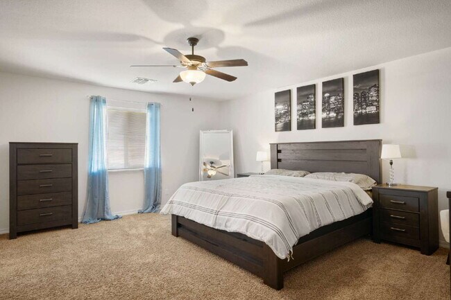 Building Photo - 13483 Halifax St