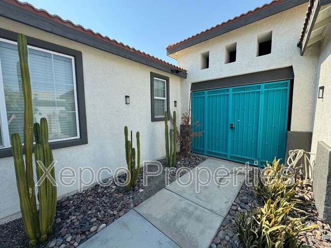 Building Photo - 80746 Diamondback Trail