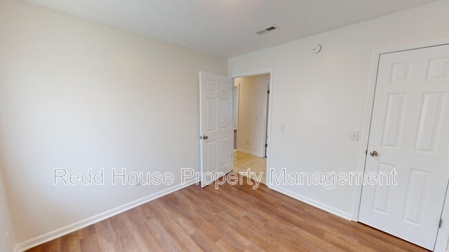 Building Photo - 204 Lowery St