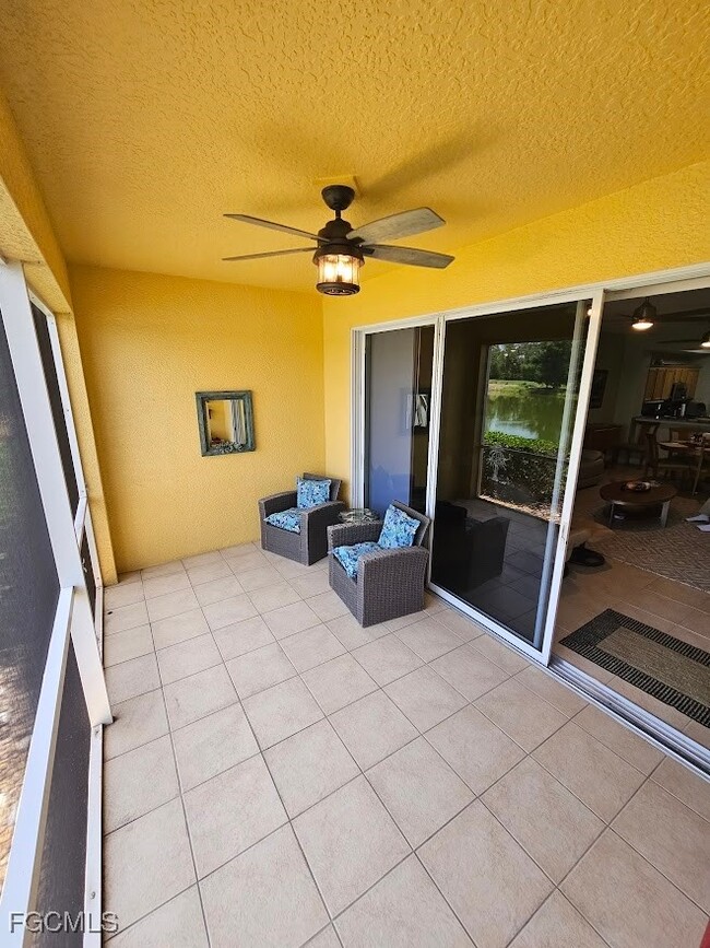 Building Photo - 10720 Ravenna Way