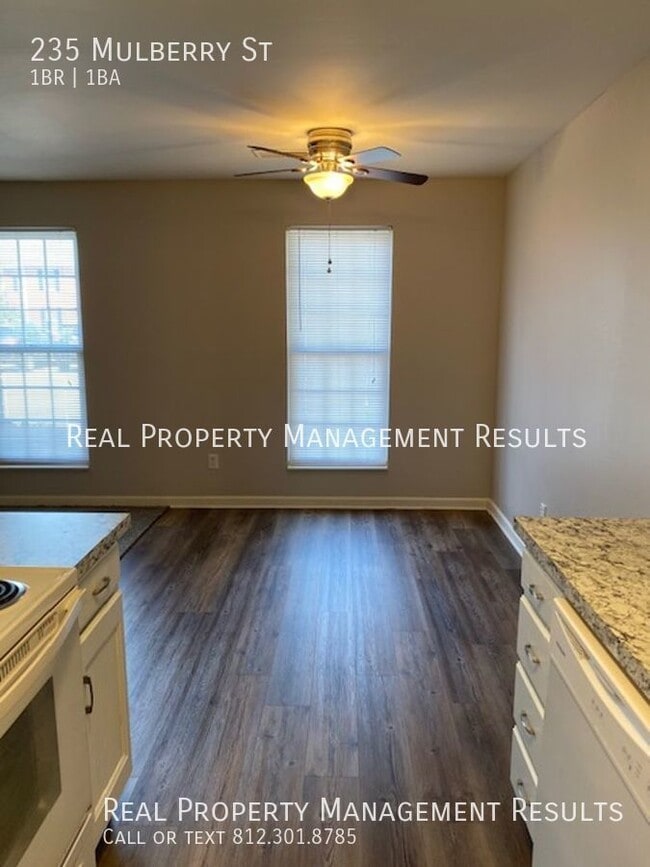 Building Photo - 235 Mulberry St