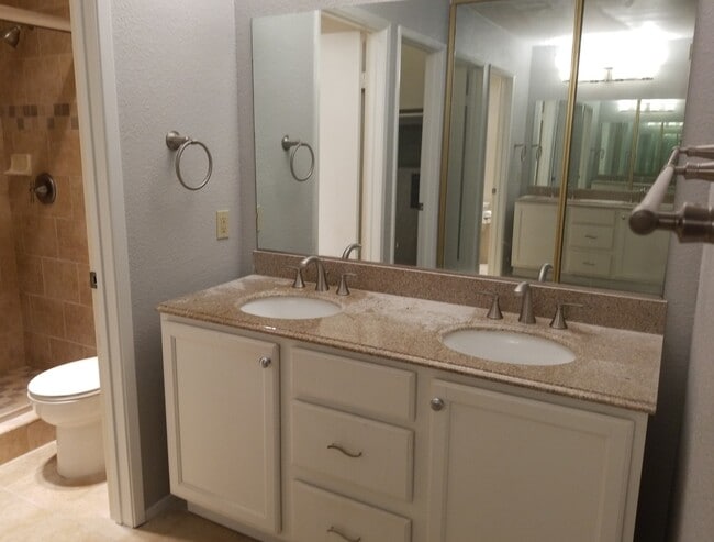 Building Photo - Mission Valley remodeled 2 bed 2 bath vinyl wood floors