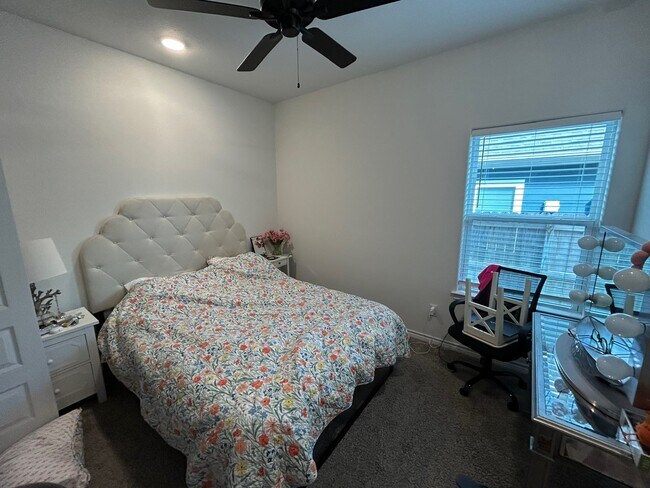 Building Photo - 3169 Normandy Way