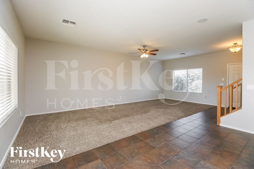 Building Photo - 39226 N Luke Cir