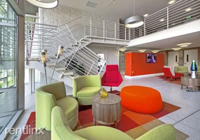 Building Photo - 315 1st Ave N