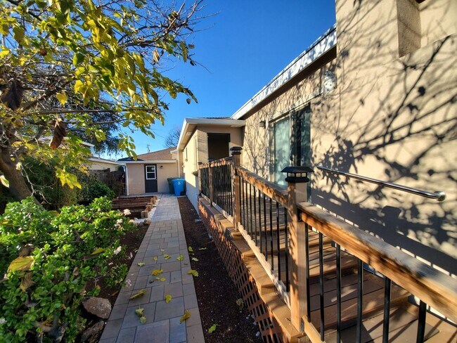 Building Photo - Stunning home in san mateo