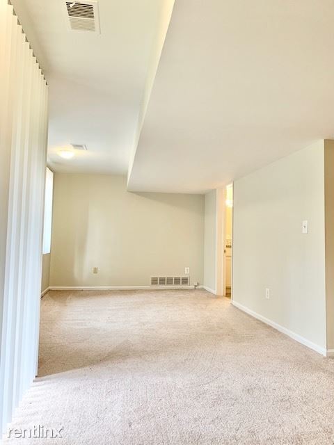 Building Photo - 3 br, 2.5 bath Townhome - Weatherstone Tow...