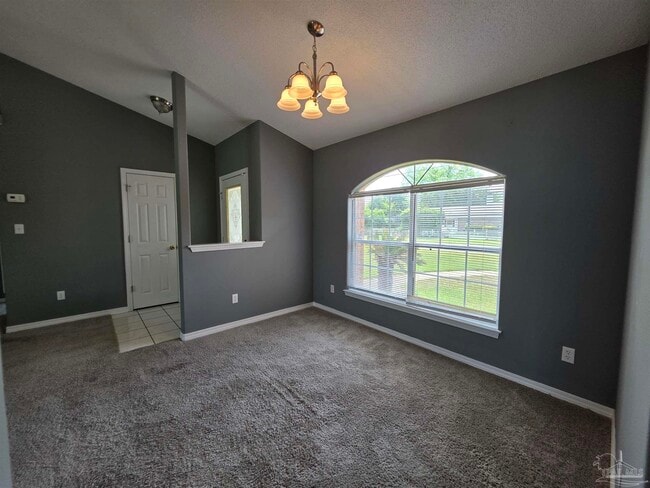 Building Photo - 6024 Yellow Rose Dr