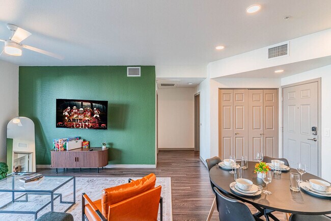 Building Photo - 9600 W Georgia Ave