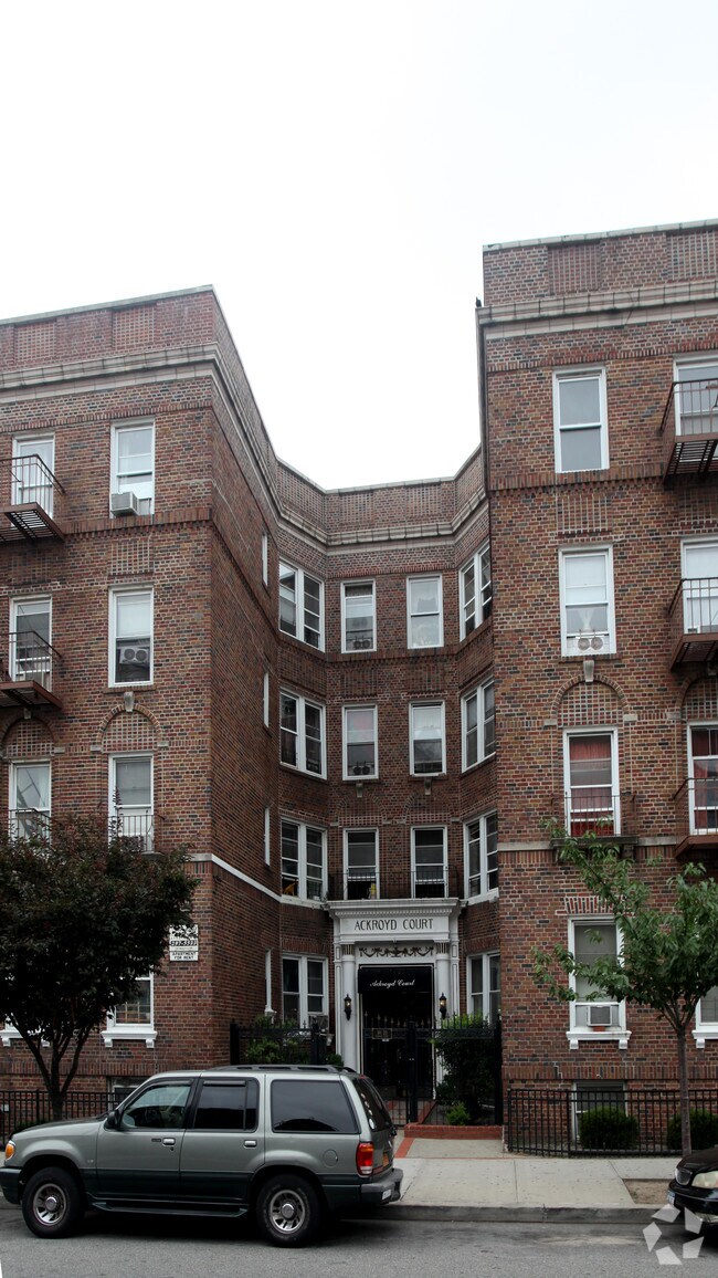 Primary Photo - Ackroyd Court