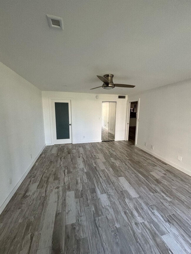 Building Photo - 1629 Riverview Rd