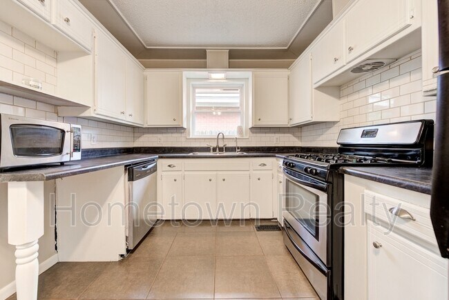 Building Photo - 2622 NW 42nd St