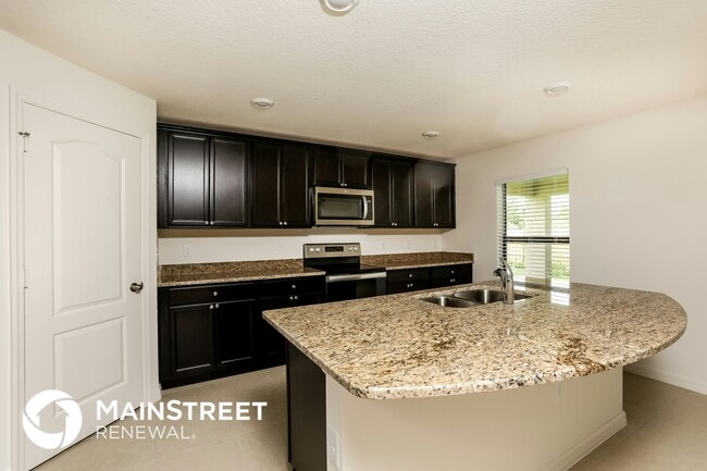 Building Photo - 35681 Rose Moss Ave