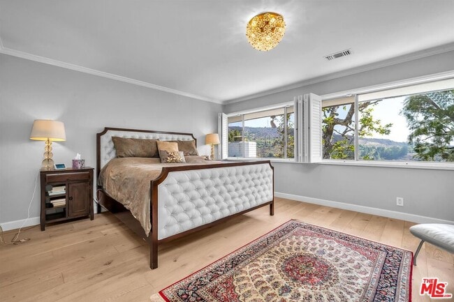 Building Photo - 2324 Banyan Dr