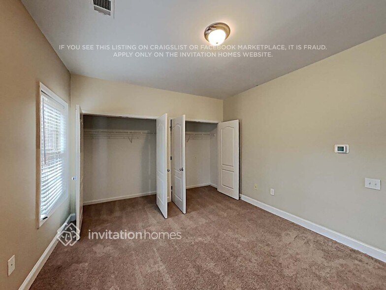 Building Photo - 2709 Westport Ln SW