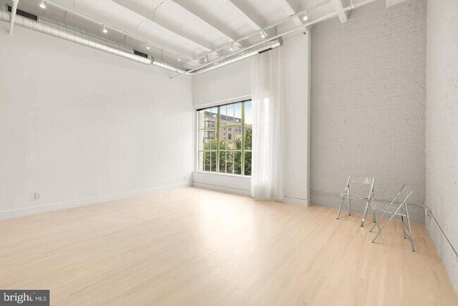 Building Photo - 1515 14th St NW