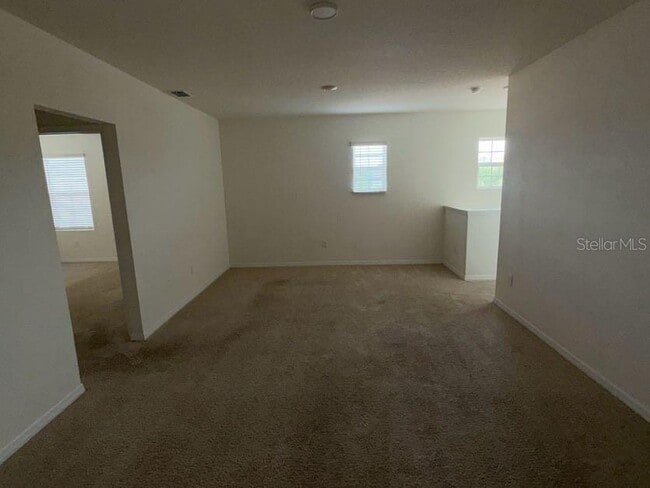 Building Photo - 7604 Oakmoss Loop