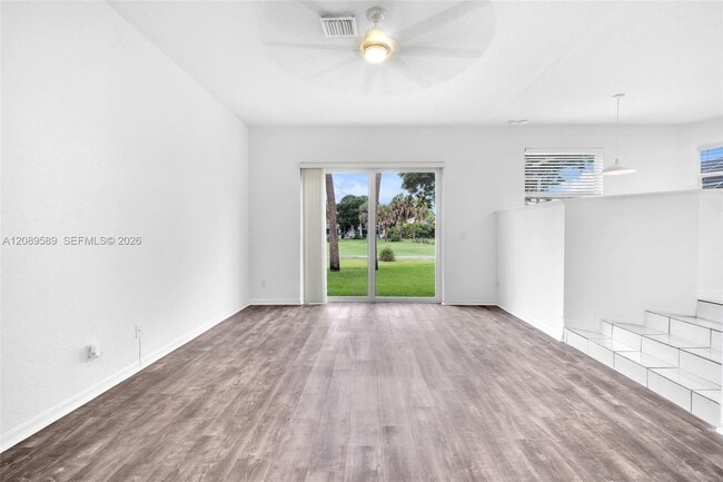 Building Photo - 1637 SW 156th Ave